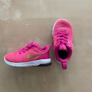 Pink baby Nike Shoes size 6